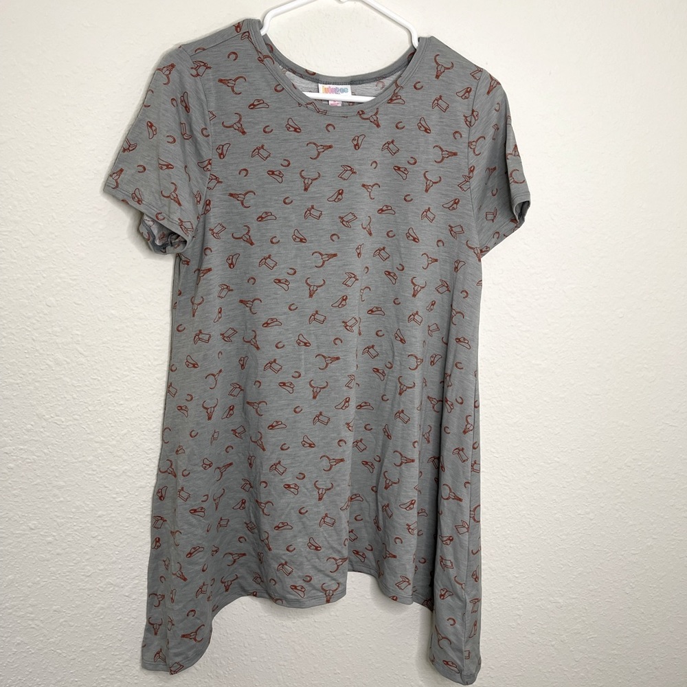 Lularoe Women’s Melissa Tunic Top Western Boots Cowboy Print in Gray Siz…